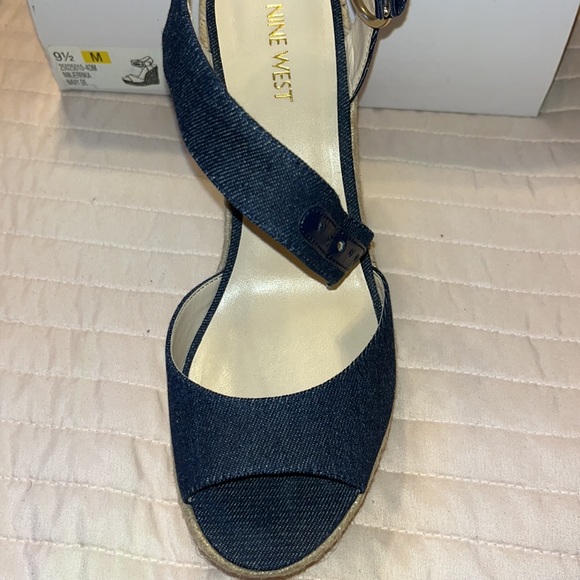 Nine West Jerrika Women Sandal Size 9 1/2 - Picture 2 of 6